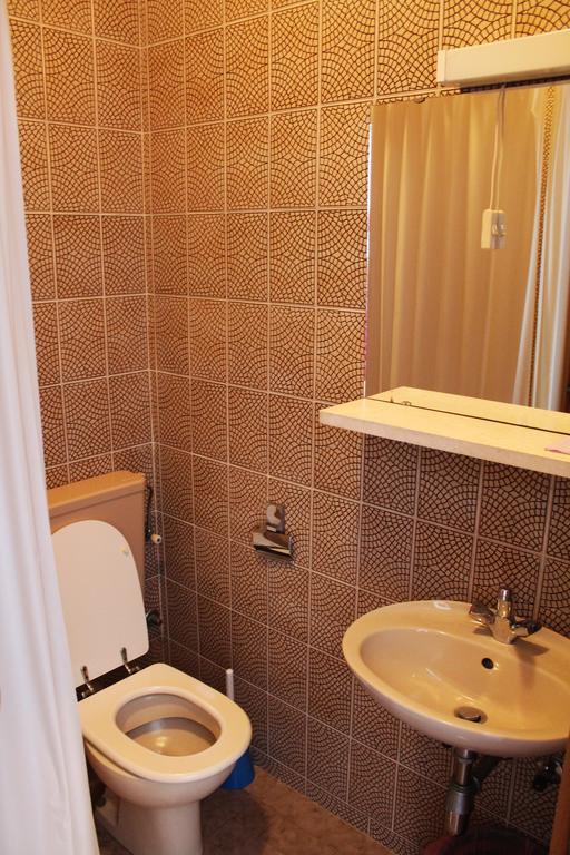 Apartments And Rooms Villa Mir ซาตอน ภายนอก รูปภาพ