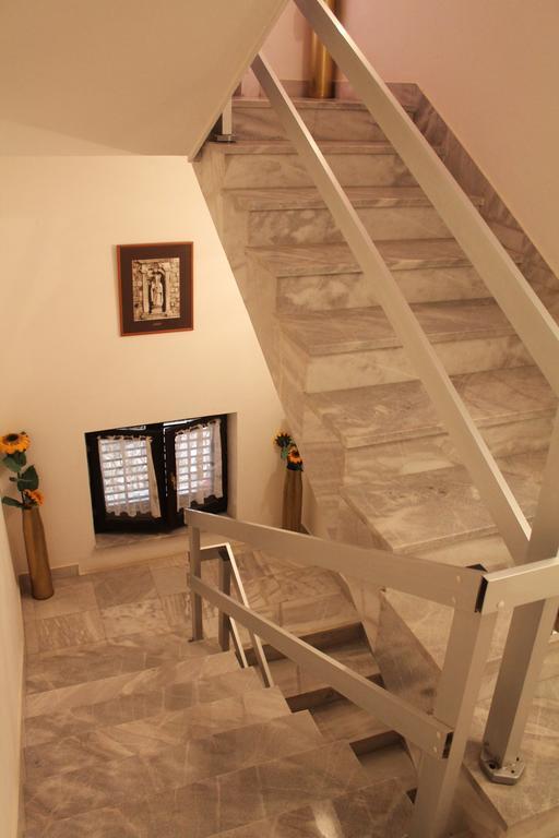 Apartments And Rooms Villa Mir ซาตอน ภายนอก รูปภาพ
