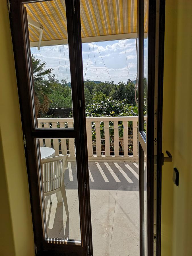 Apartments And Rooms Villa Mir ซาตอน ภายนอก รูปภาพ